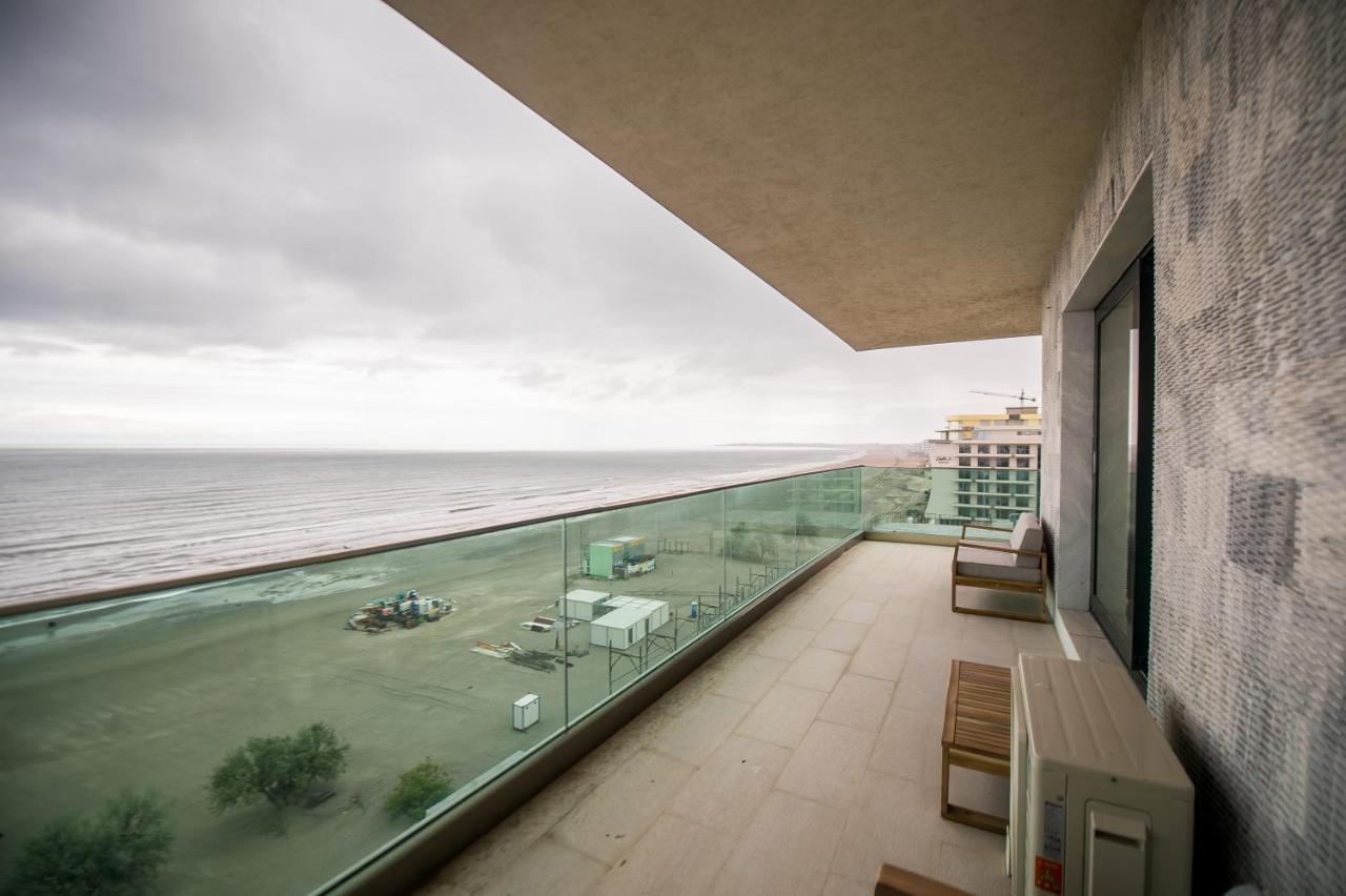 Luxury Promenada Apartment - Frontal Beachfront Mamaia Nord Năvodari Buitenkant foto