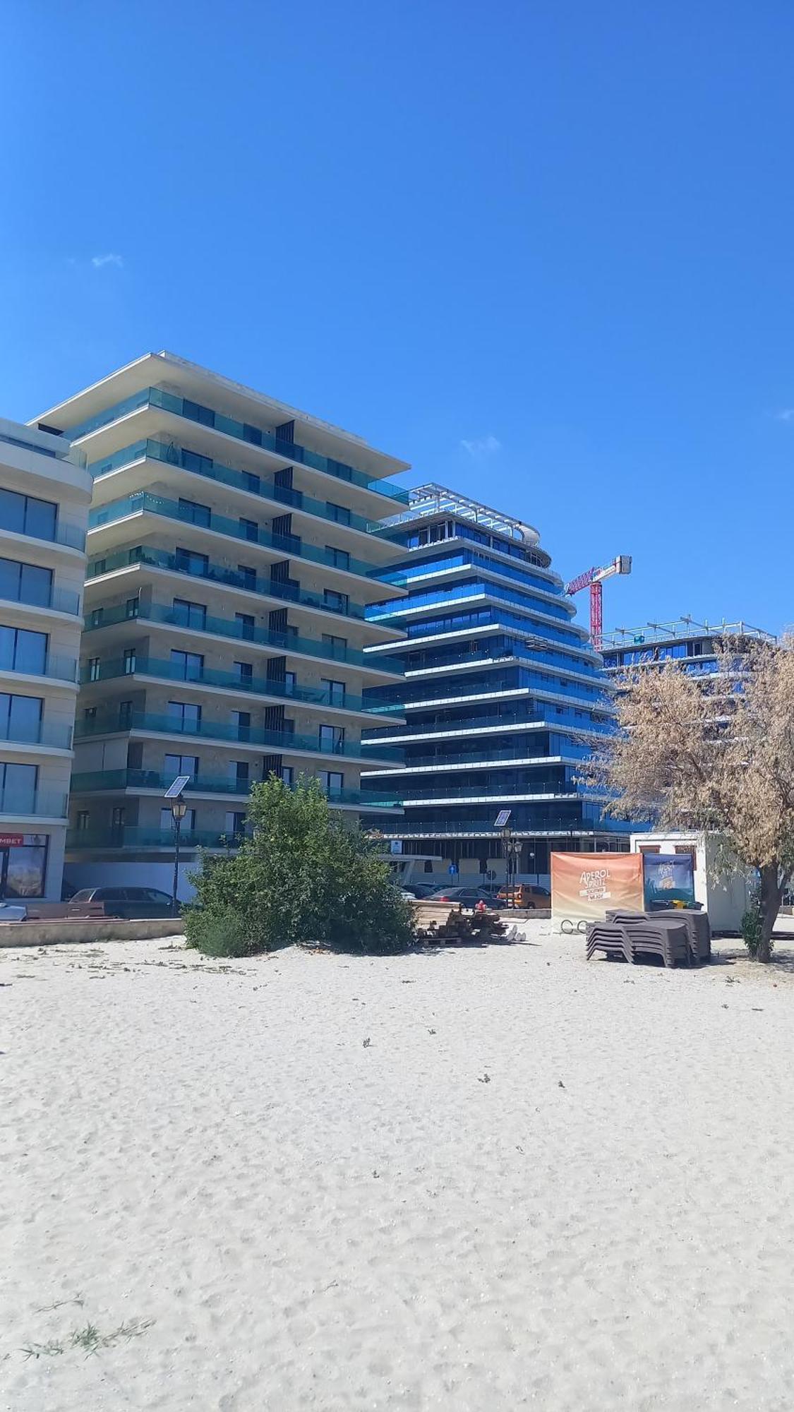 Luxury Promenada Apartment - Frontal Beachfront Mamaia Nord Năvodari Buitenkant foto