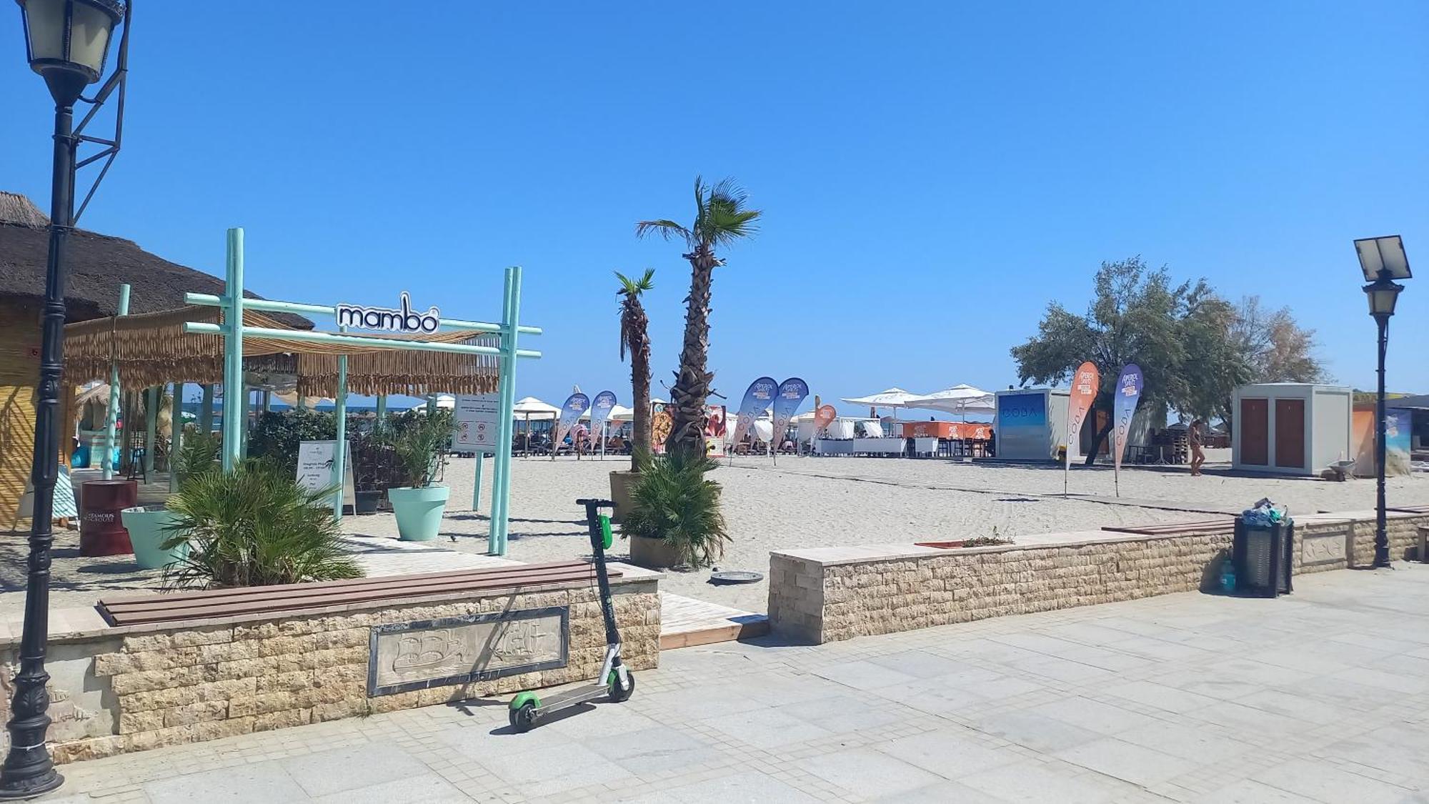 Luxury Promenada Apartment - Frontal Beachfront Mamaia Nord Năvodari Buitenkant foto