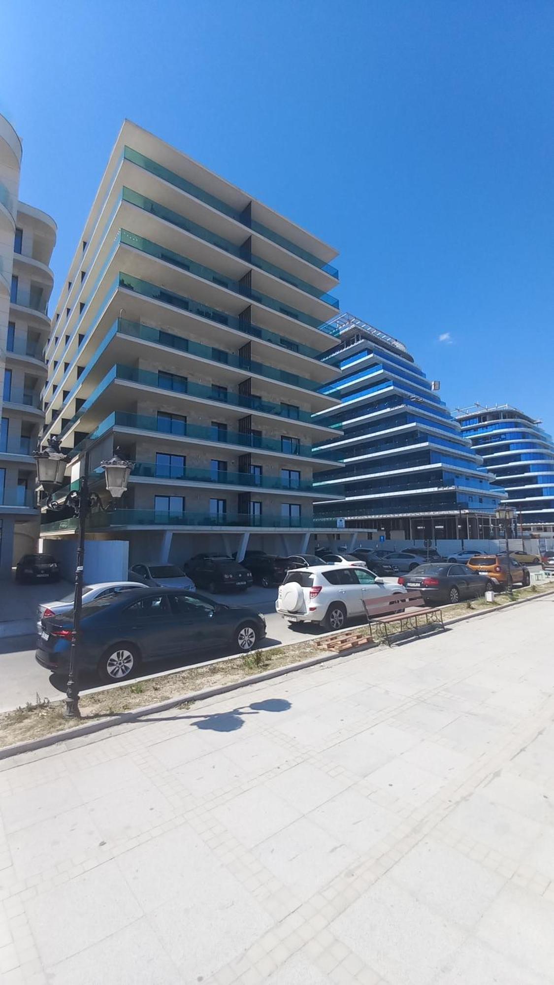 Luxury Promenada Apartment - Frontal Beachfront Mamaia Nord Năvodari Buitenkant foto