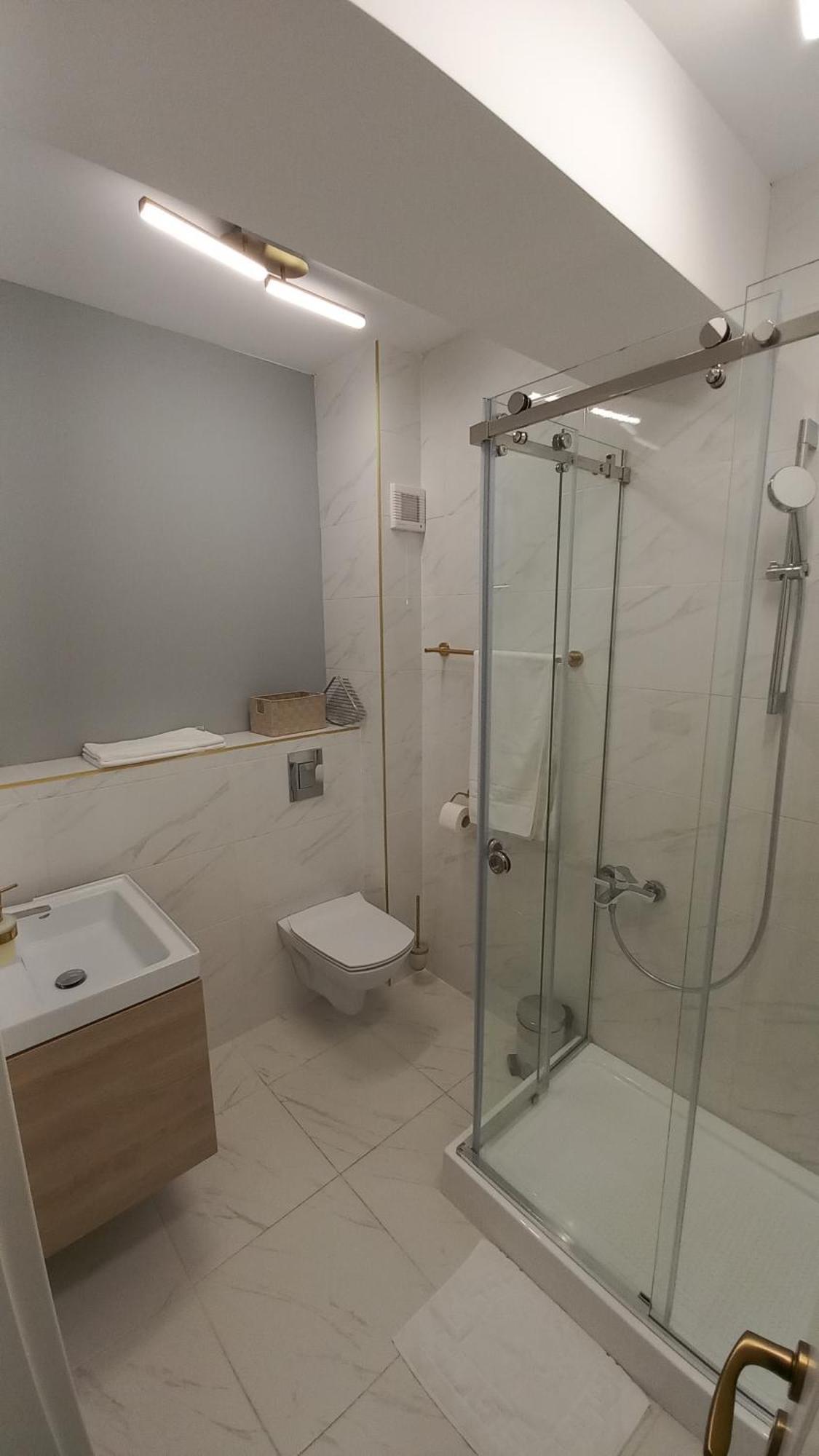 Luxury Promenada Apartment - Frontal Beachfront Mamaia Nord Năvodari Buitenkant foto
